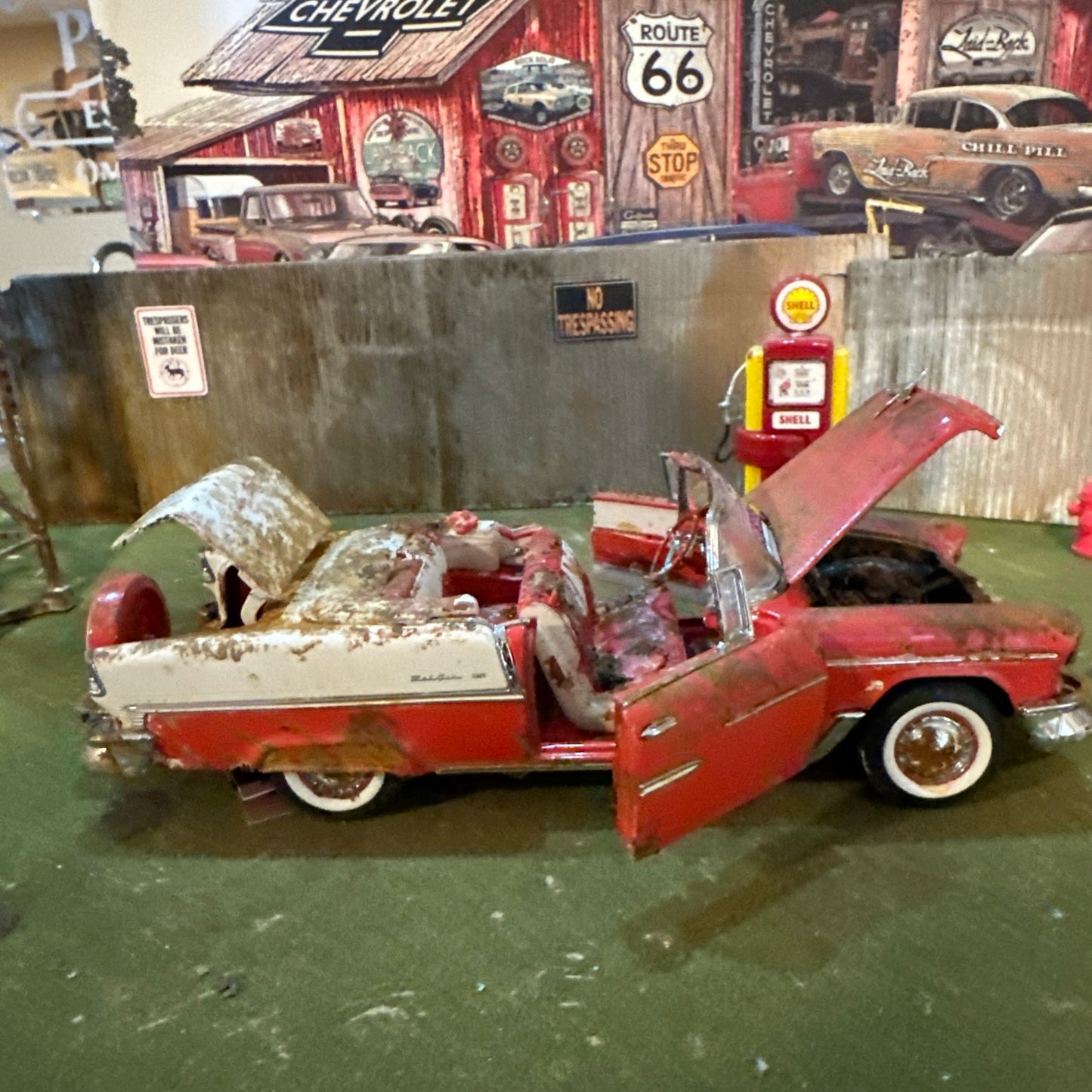 1955 Chevrolet Bel Air Convertible - Barn Find Cars - 1:24 DIECAST - Franklin Mint